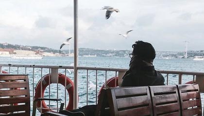 法国选手拔得头筹，稳坐榜首