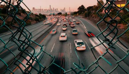 客场抢分成功！球队赢得难得的胜利